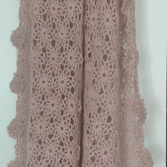 Hand Made Scarf - Picture 2 of 3